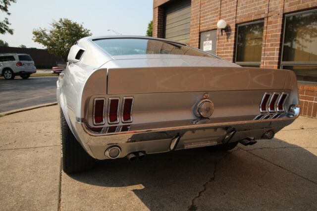 Ford Mustang 1967 image number 27