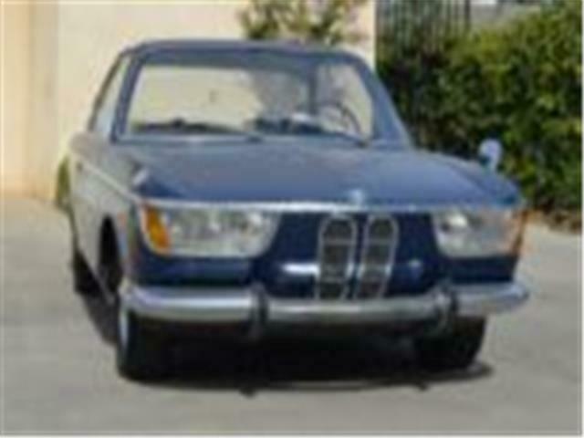 BMW 2000 1967 image number 11