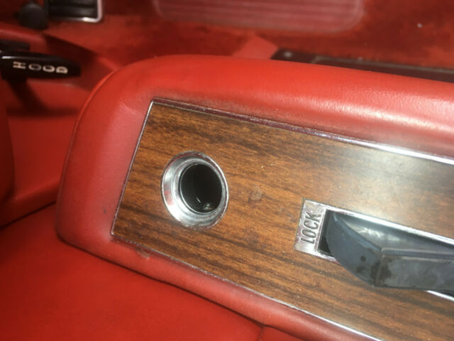 Cadillac Seville 1976 image number 22