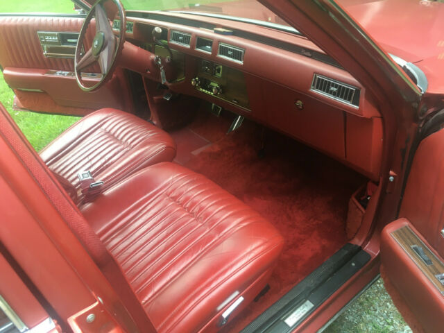 Cadillac Seville 1976 image number 29