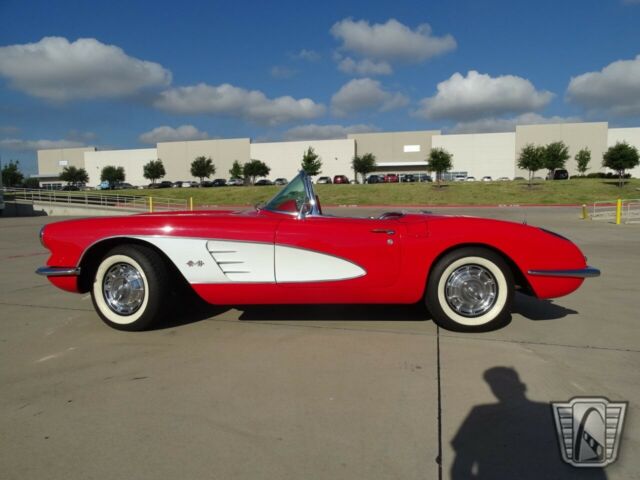 Chevrolet Corvette 1959 image number 2