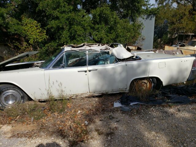 Lincoln Continental 1965 image number 1