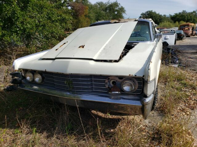 Lincoln Continental 1965 image number 12