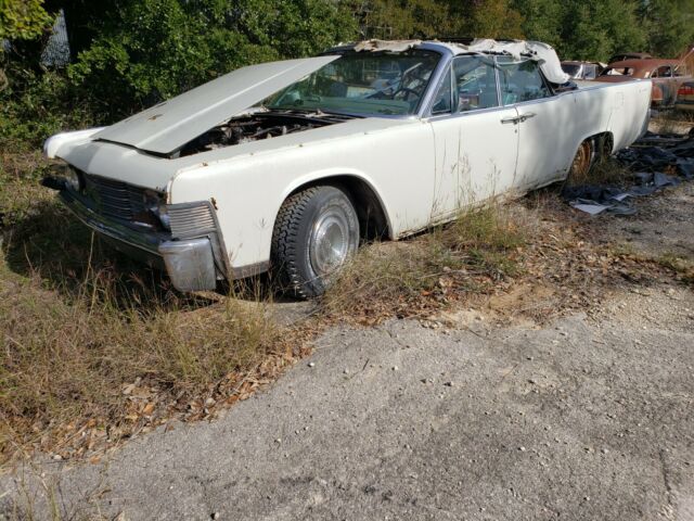 Lincoln Continental 1965 image number 13