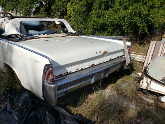 Lincoln Continental 1965 image number 18