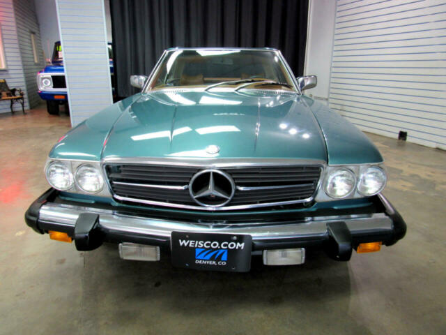 Mercedes-Benz SL-Class 1979 image number 31