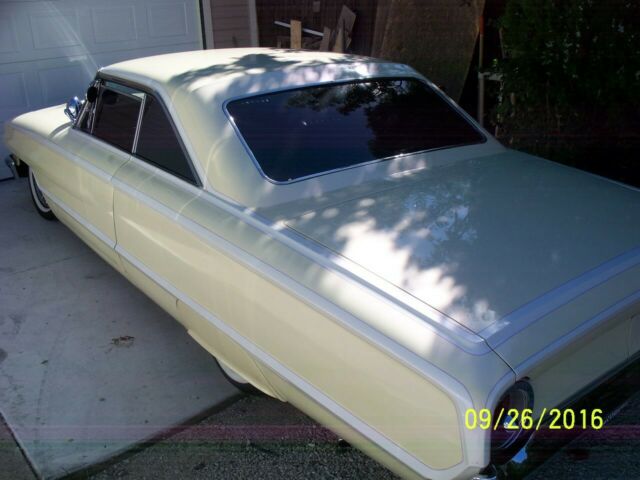 Ford Galaxie 1964 image number 27