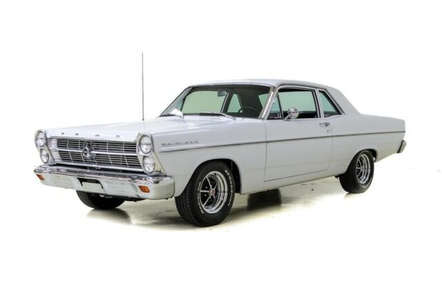 Ford Fairlane 1966 image number 15