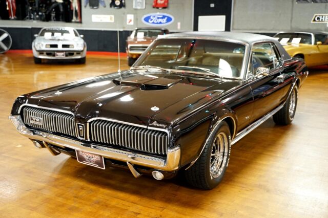 Mercury Cougar 1967 image number 1