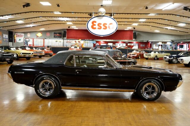 Mercury Cougar 1967 image number 18