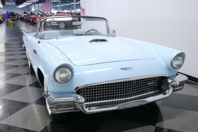 Ford Thunderbird 1957 image number 42