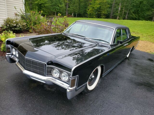 Lincoln Continental 1969 image number 16