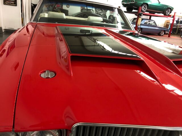 Oldsmobile Cutlass 1971 image number 23