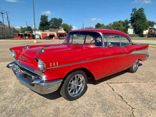 Chevrolet Bel Air/150/210 1957 image number 24