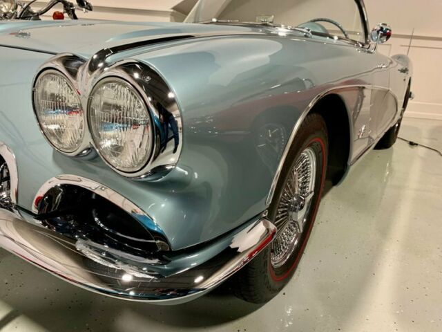 Chevrolet Corvette 1958 image number 31