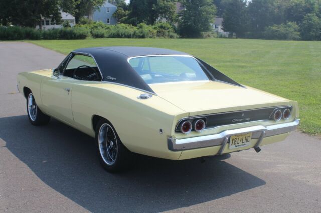 Dodge Charger 1968 image number 27