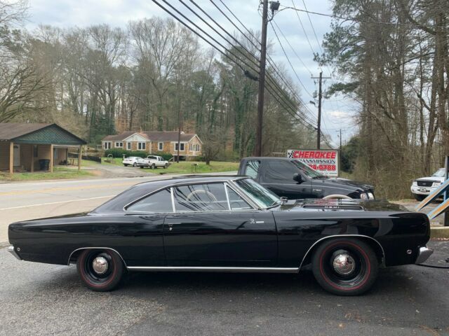 Plymouth Road Runner 1968 image number 0