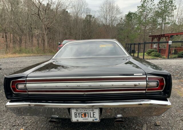 Plymouth Road Runner 1968 image number 27