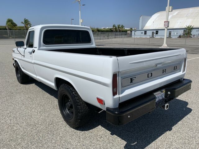 Ford F250 1969 image number 2