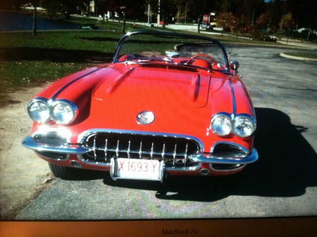 Chevrolet Corvette 1959 image number 31