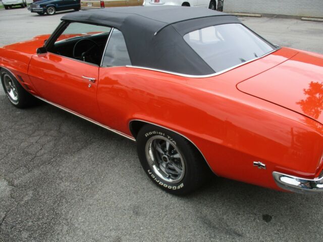 Pontiac Firebird 1969 image number 27