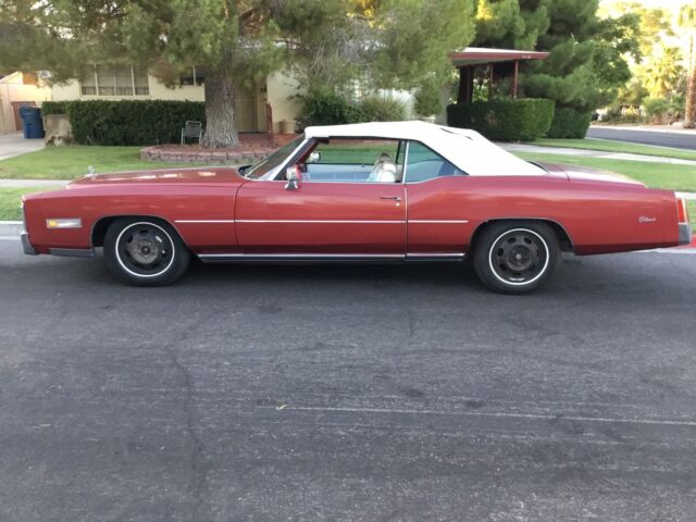 Cadillac Eldorado Convertible 1976 image number 1