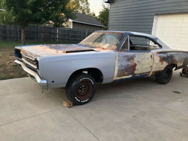 Plymouth Road Runner 1968 image number 1