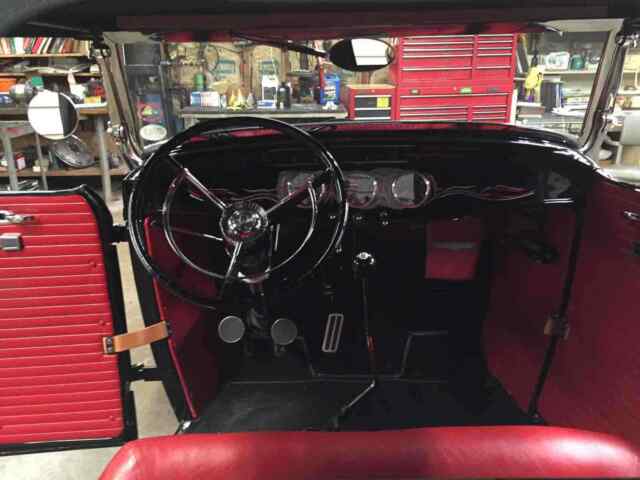 Ford Model B 1932 image number 10