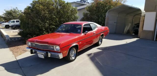 Plymouth Duster 1974 image number 2