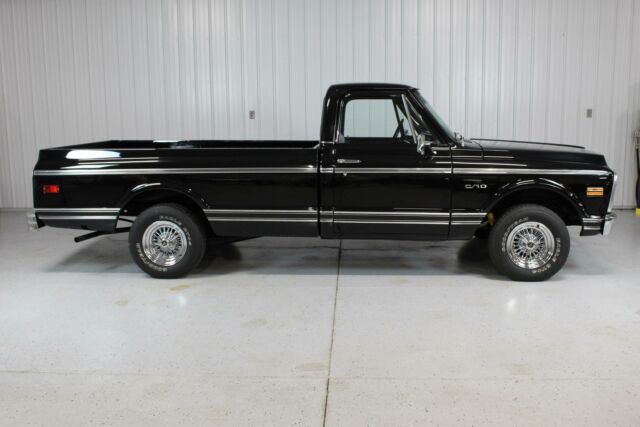 Chevrolet C-10 1969 image number 0