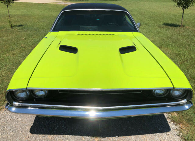 Dodge Challenger 1970 image number 30