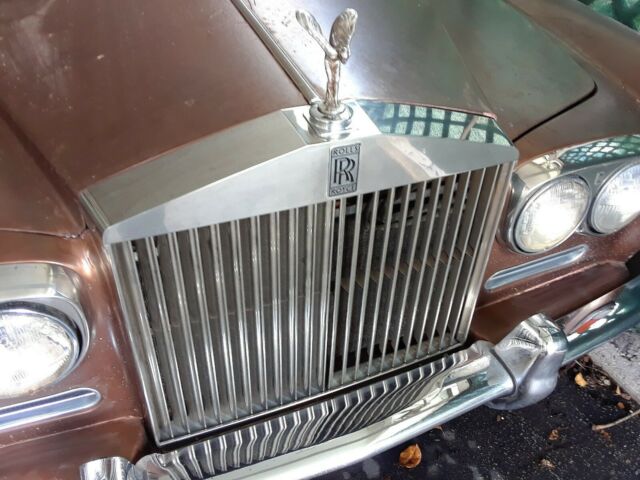 Rolls-Royce Silver Shadow 1973 image number 19