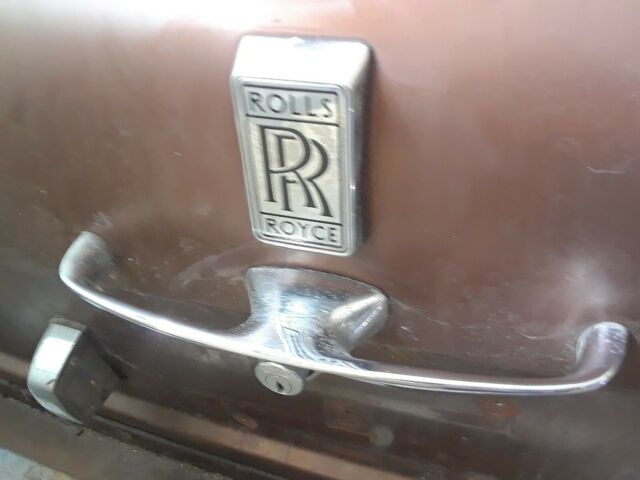 Rolls-Royce Silver Shadow 1973 image number 30