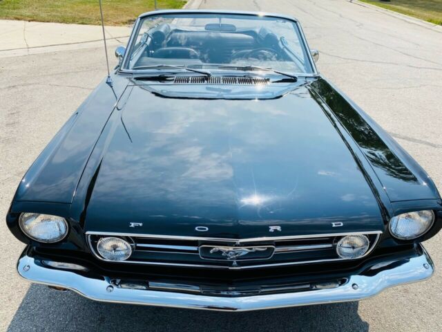 Ford Mustang 1966 image number 18