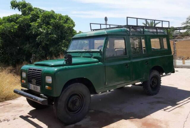 Land Rover Defender 1979 image number 0