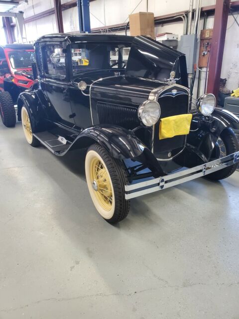 Ford Model A Deluxe Coupe 1931 image number 26