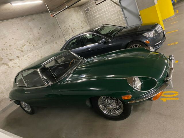 Jaguar E-Type 1970 image number 0