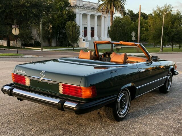 Mercedes-Benz SL-Class 1976 image number 13