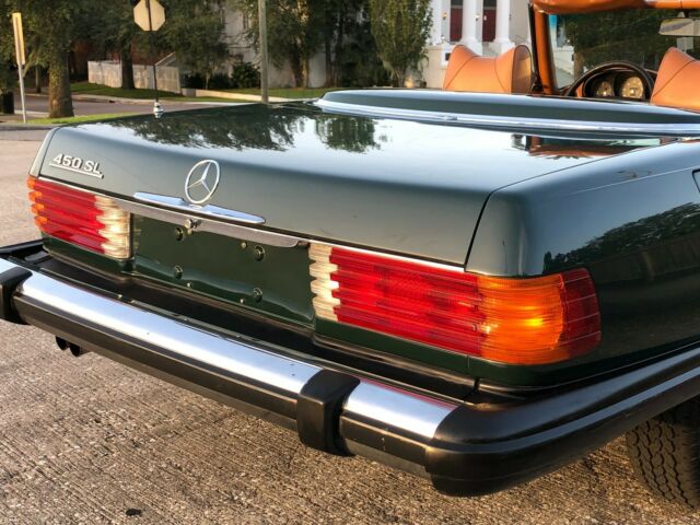 Mercedes-Benz SL-Class 1976 image number 23