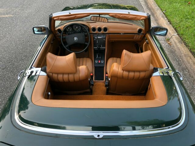 Mercedes-Benz SL-Class 1976 image number 29