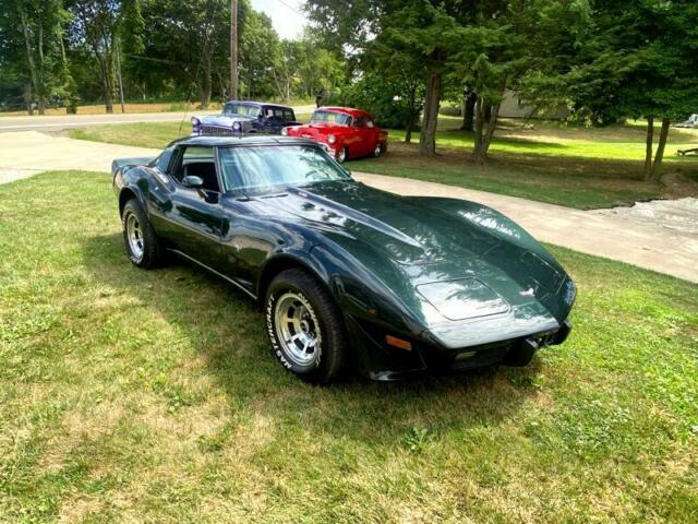 Chevrolet Corvette 1979 image number 28