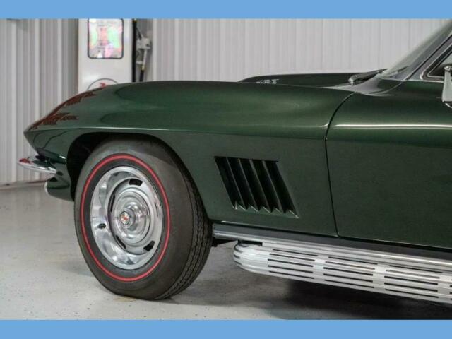 Chevrolet Corvette 1967 image number 14