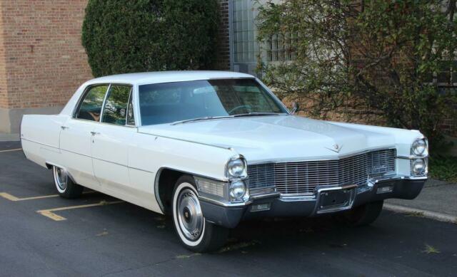 Cadillac Calais Sedan 1965 image number 1