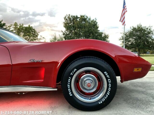 Chevrolet Corvette 1976 image number 14