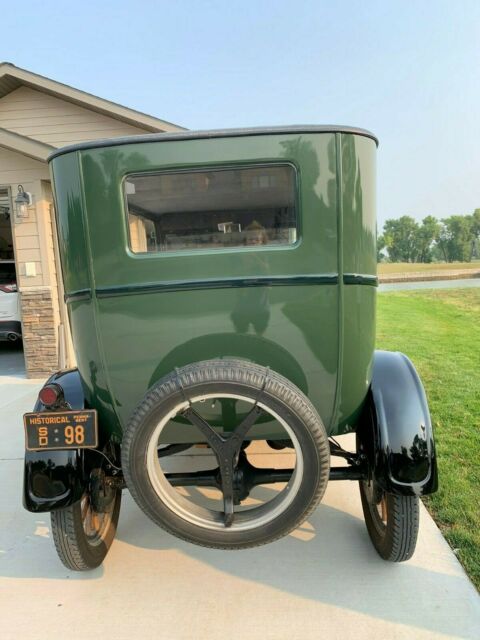 Ford Model T 1926 image number 14