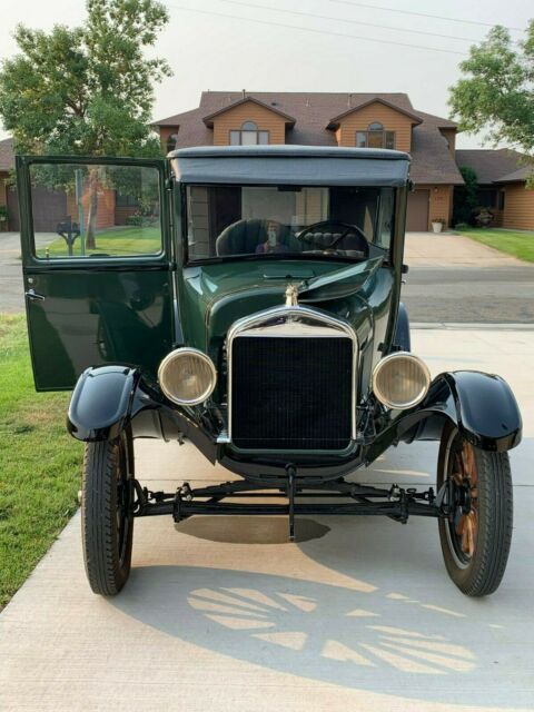 Ford Model T 1926 image number 15