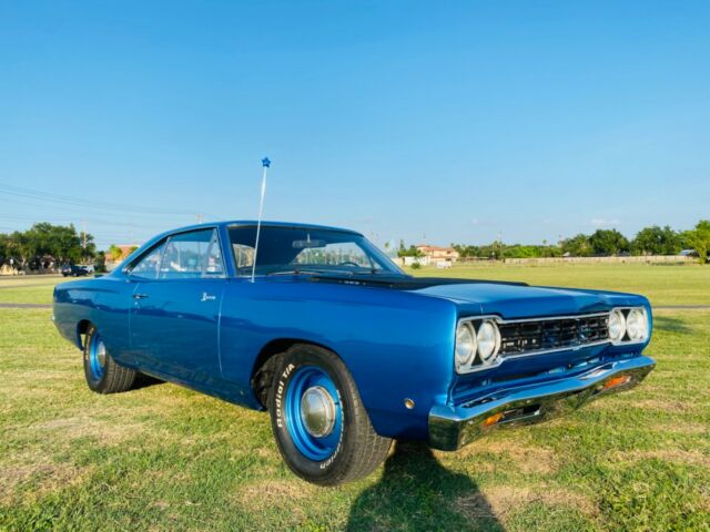 Plymouth Road Runner 1968 image number 0