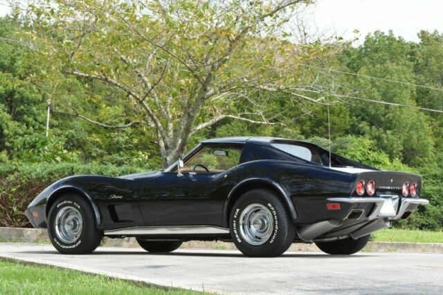 Chevrolet Corvette 1973 image number 14