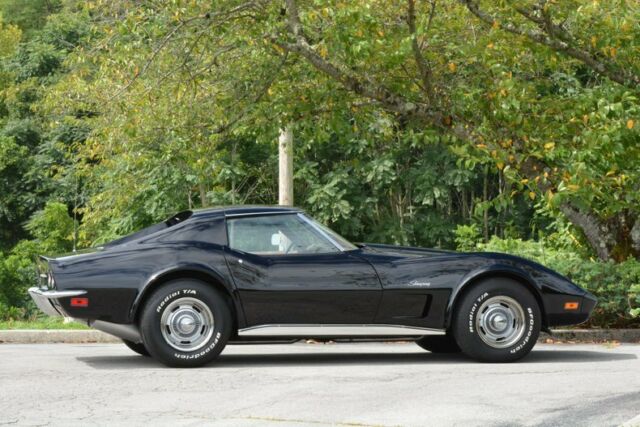 Chevrolet Corvette 1973 image number 16