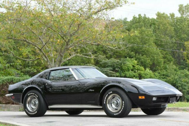 Chevrolet Corvette 1973 image number 32